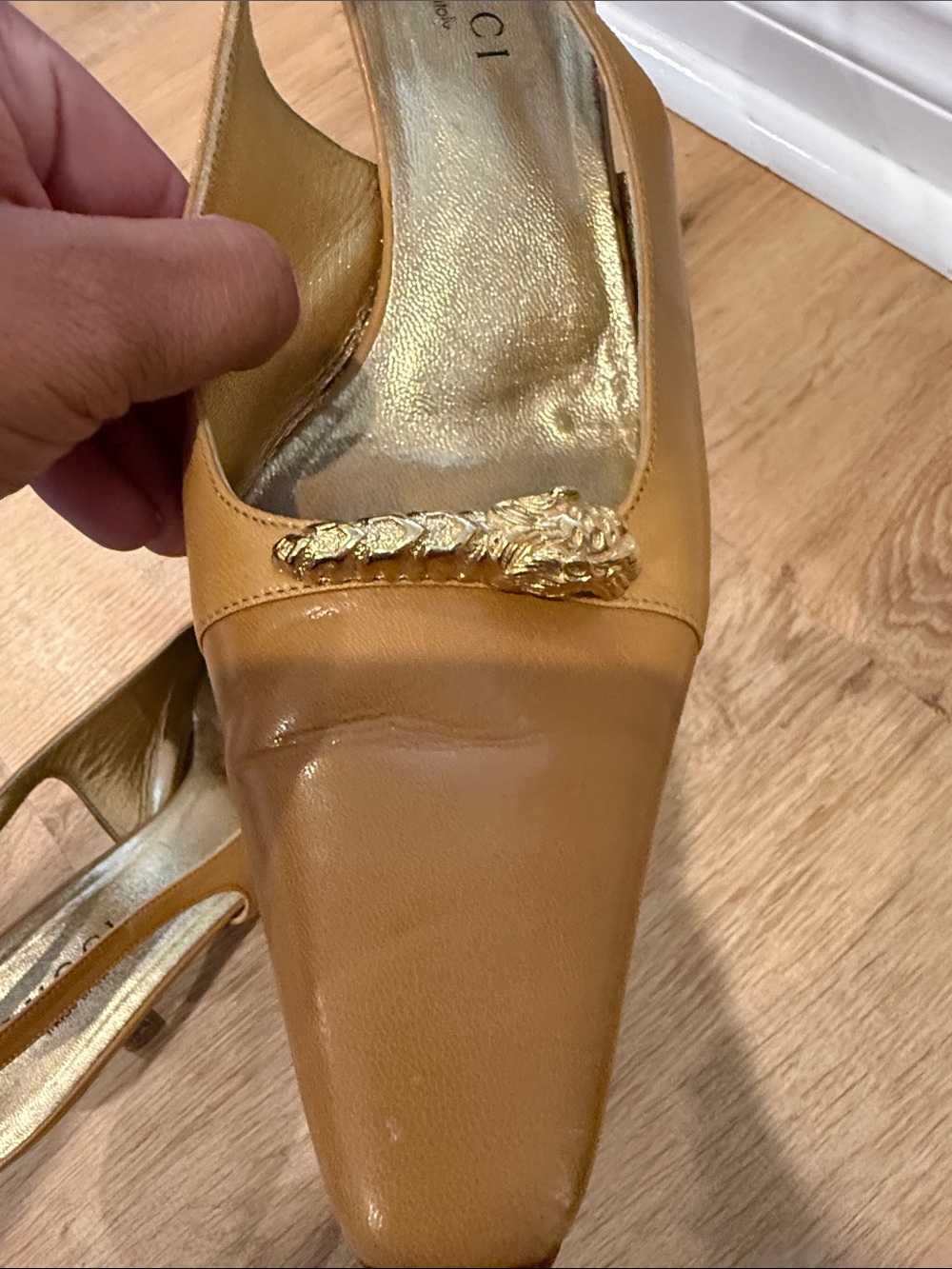 Gucci Tan and Gold Leather Slingback Mules - Picture 7 of 14